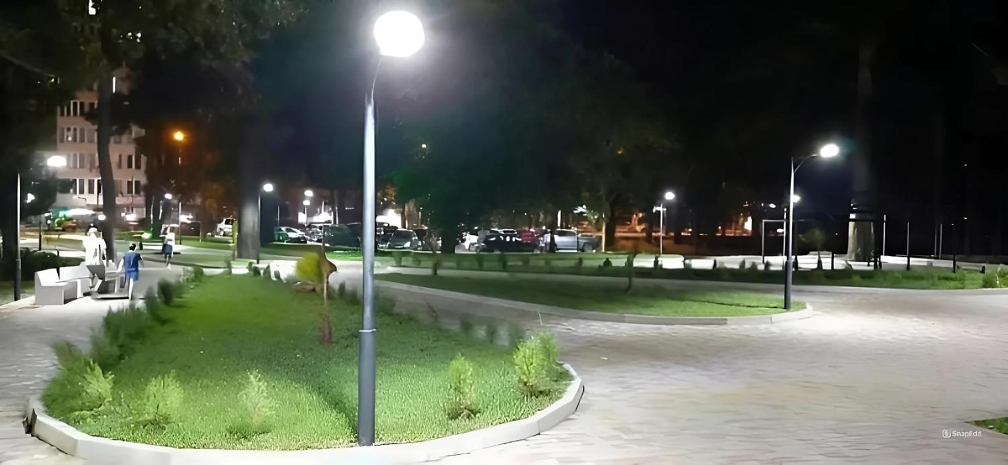 Str.Agmashenebeli 548 Hotel Кобулети Екстериор снимка