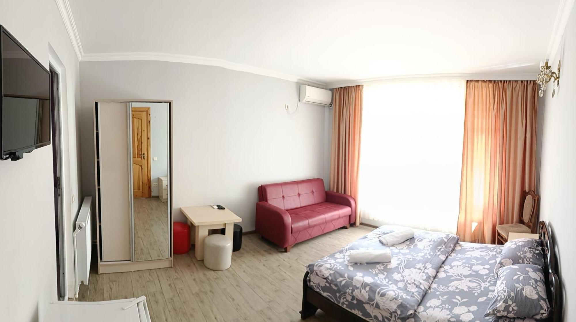 Str.Agmashenebeli 548 Hotel Кобулети Екстериор снимка
